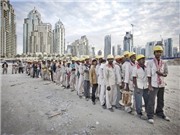 Bóng đá anh, ngoại hạng anh, lịch thi đấu euro 2012, Cuộc sống xa hoa trên lưng nô lệ